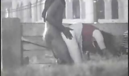 白いコックと笑顔の黒人女性 アダルト 動画 女性 用