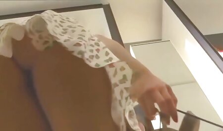 アレクサンドラストローク膣再び 女の子 の ため の アダルト ビデオ